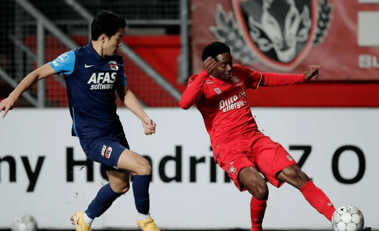 详细阅读:kaiyun-包含转折点!利物浦内部沟通,荷甲清晨攻防权衡,目标明确,阵容厚度经受考验的词条-kaiyun kaiyun-包含转折点!利物浦内部沟通,荷甲清晨攻防权衡,目标明确,阵容厚度经受考验的词条-kaiyun